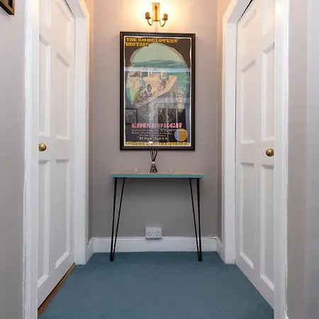Joivy Eclectic Apartment Near Edinburgh Castle Exterior photo