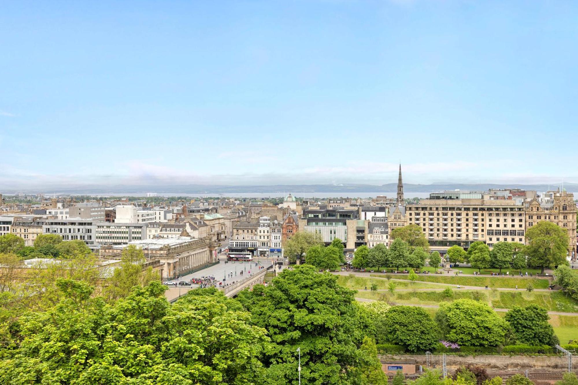 Apartment Joivy Eclectic Near Castle EDI